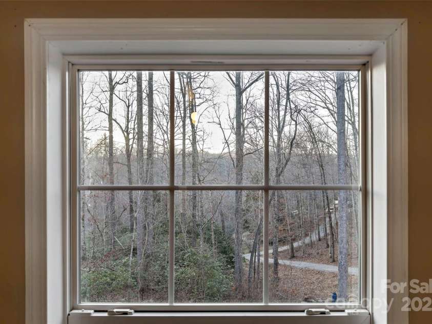 23 Clarks Crossing Way, Black Mountain, NC 28711.  MLS# CAR4263702, YatesRealty ID 3664. Winter mtn view
