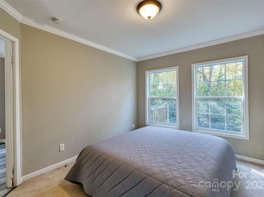 23 Clarks Crossing Way, Black Mountain, NC 28711.  MLS# CAR4306791, YatesRealty ID 3664. 