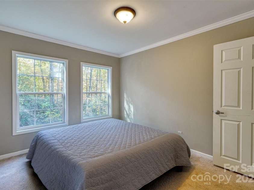 23 Clarks Crossing Way, Black Mountain, NC 28711.  MLS# CAR4306791, YatesRealty ID 3664. 