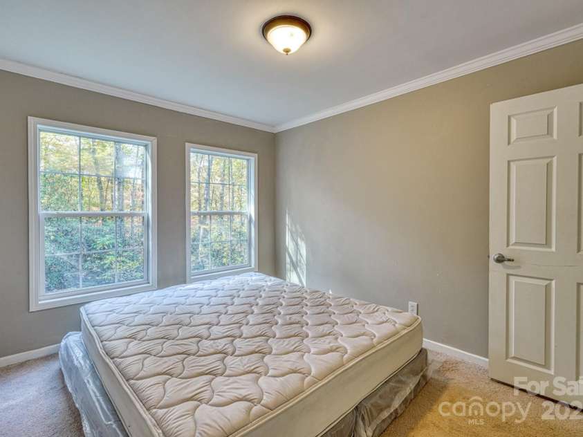 23 Clarks Crossing Way, Black Mountain, NC 28711.  MLS# CAR4306791, YatesRealty ID 3664. 