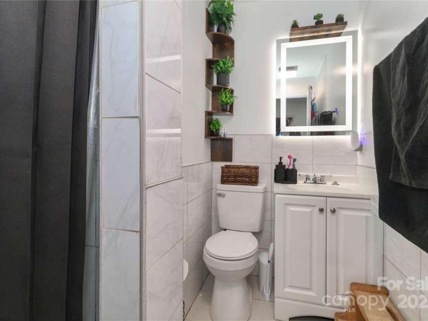 500 13th Street, Kannapolis, NC 28083.  MLS# CAR4318512, YatesRealty ID 3664. 