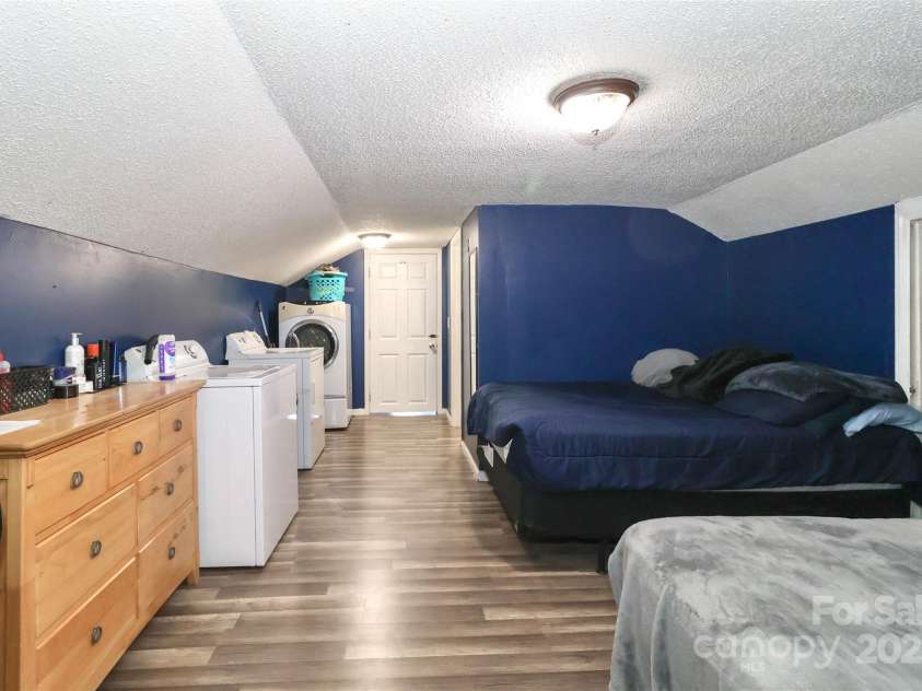 500 13th Street, Kannapolis, NC 28083.  MLS# CAR4318512, YatesRealty ID 3664. 