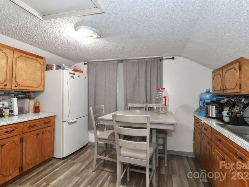 500 13th Street, Kannapolis, NC 28083.  MLS# CAR4318512, YatesRealty ID 3664. 