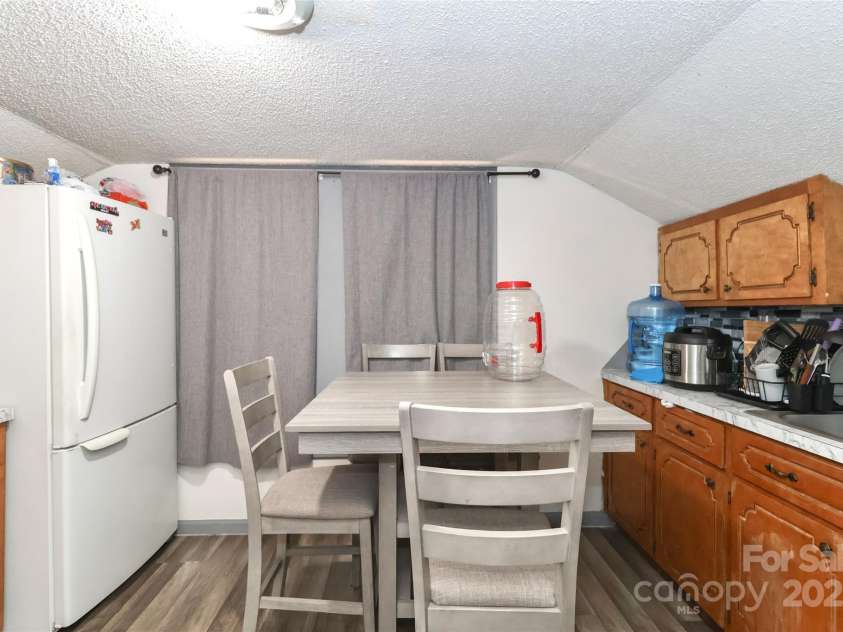 500 13th Street, Kannapolis, NC 28083.  MLS# CAR4318512, YatesRealty ID 3664. 