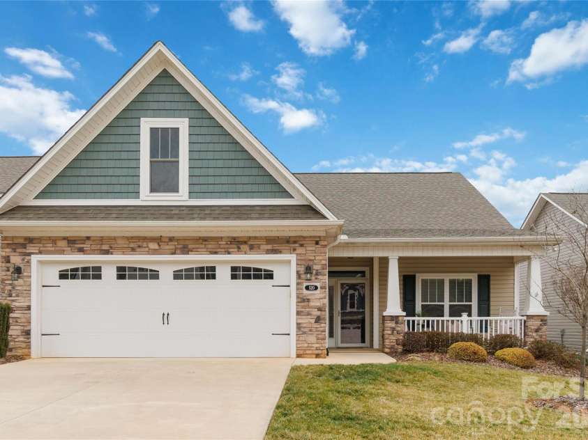 520 River Birch Drive, Salisbury, NC 28146.  MLS# CAR4341475, YatesRealty ID 3664. 