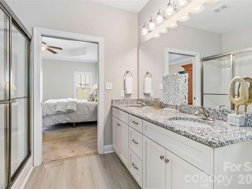 520 River Birch Drive, Salisbury, NC 28146.  MLS# CAR4341475, YatesRealty ID 3664. 