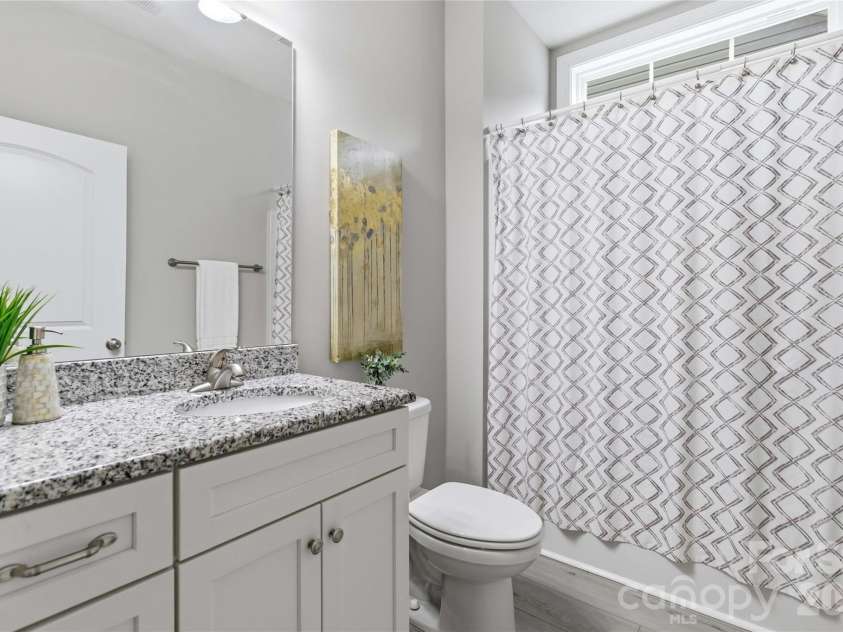 520 River Birch Drive, Salisbury, NC 28146.  MLS# CAR4341475, YatesRealty ID 3664. 