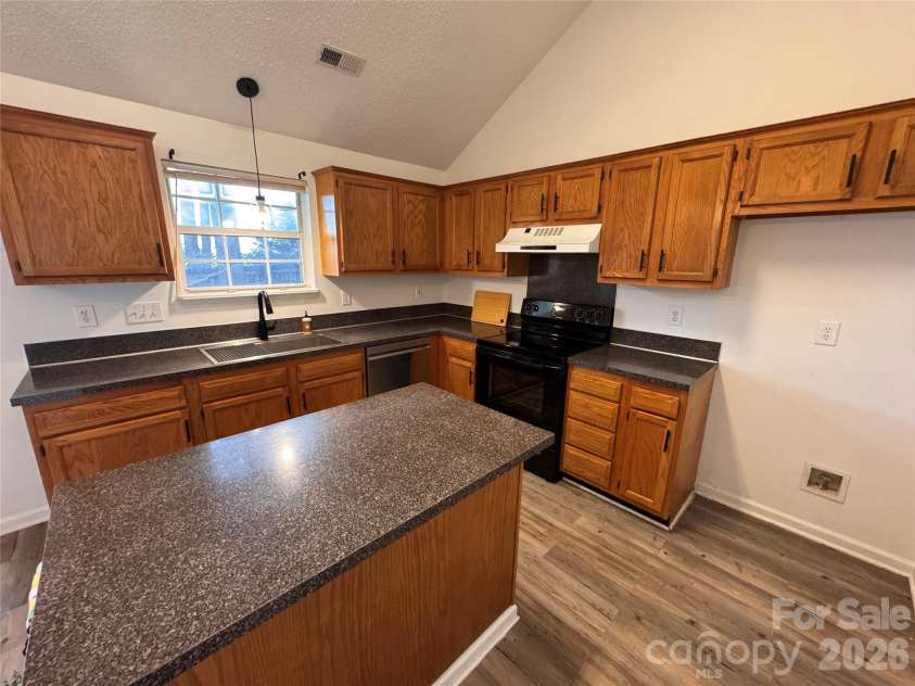 3373 Prescott Place, Concord, NC 28027.  MLS# CAR4398909, YatesRealty ID 36641. 