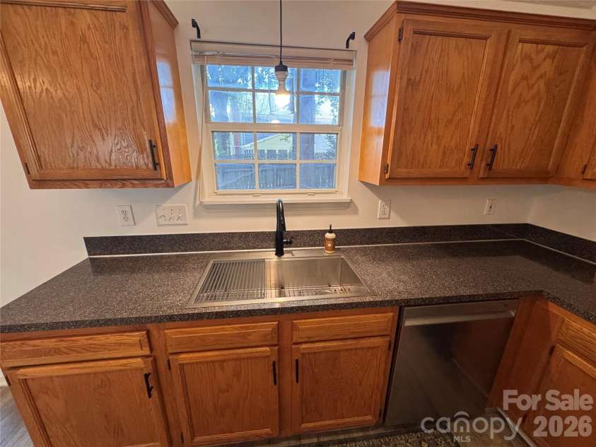 3373 Prescott Place, Concord, NC 28027.  MLS# CAR4398909, YatesRealty ID 36641. 