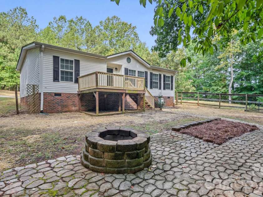 442 Lambs Way, Iron Station, NC 28080.  MLS# CAR4400002, YatesRealty ID 36642. 