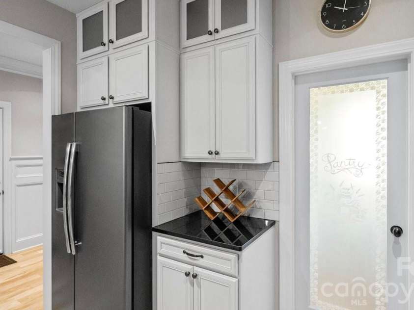 39 Tudor Way, Black Mountain, NC 28711.  MLS# CAR4389836, YatesRealty ID 36643. 