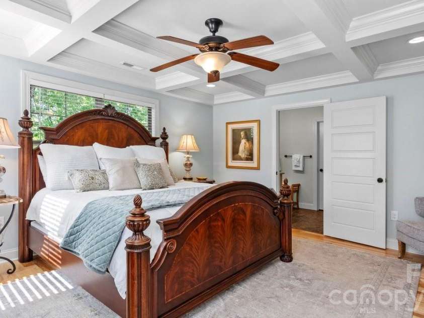 39 Tudor Way, Black Mountain, NC 28711.  MLS# CAR4389836, YatesRealty ID 36643. Primary Bedroom upstairs w ensuite bath