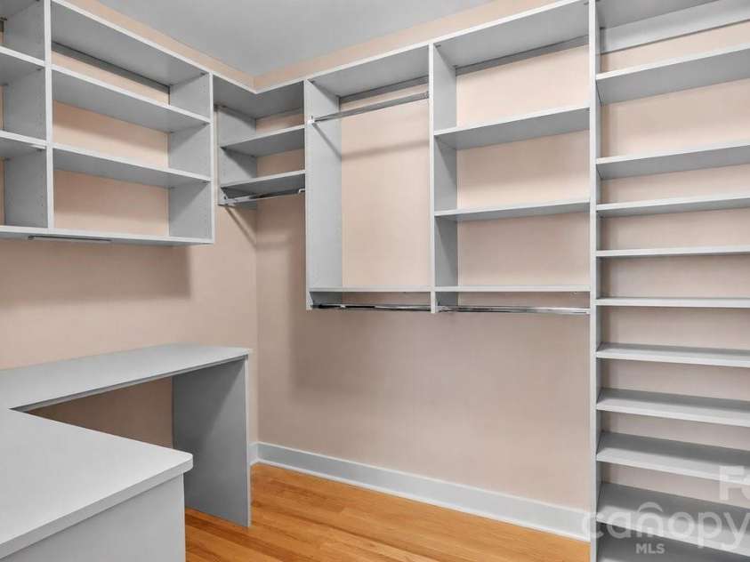 39 Tudor Way, Black Mountain, NC 28711.  MLS# CAR4389836, YatesRealty ID 36643. Upstairs Walk-in Closet