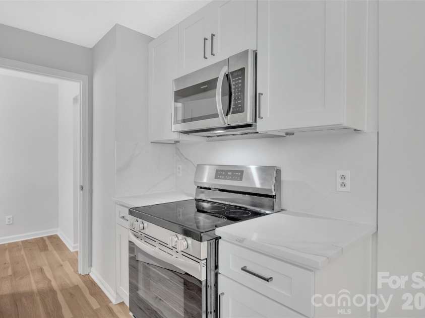 4506 Elm Field Court, Charlotte, NC 28227.  MLS# CAR4400867, YatesRealty ID 36647. 