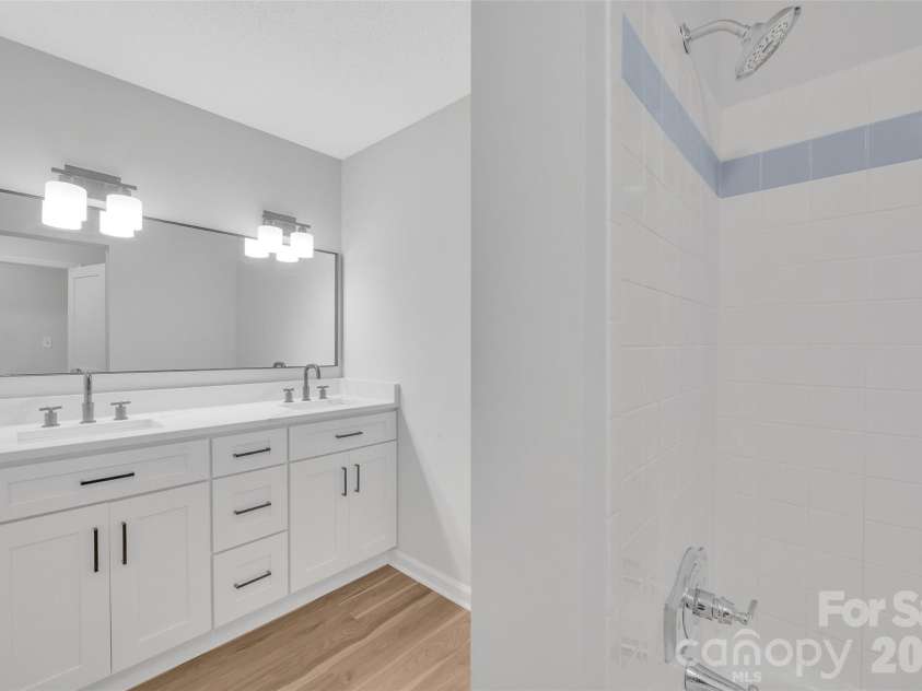 4506 Elm Field Court, Charlotte, NC 28227.  MLS# CAR4400867, YatesRealty ID 36647. 