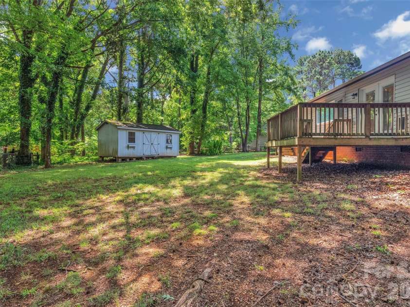 4506 Elm Field Court, Charlotte, NC 28227.  MLS# CAR4400867, YatesRealty ID 36647. 