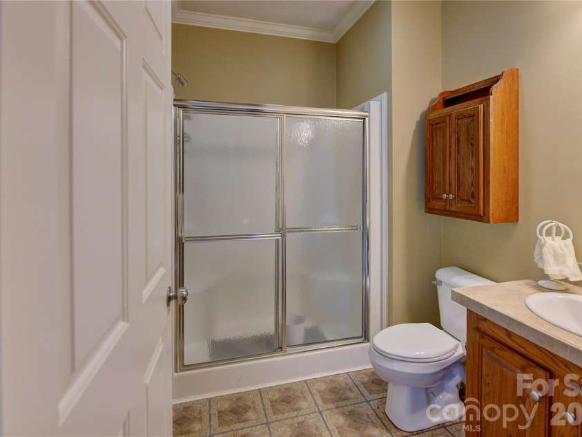 498 Broad Branch Road, Bakersville, NC 28705.  MLS# CAR4400220, YatesRealty ID 36650. 