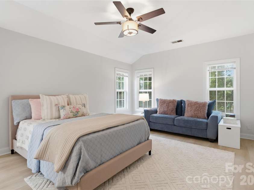 10513 Orchid Hill Lane, Charlotte, NC 28277.  MLS# CAR4399176, YatesRealty ID 36651. 