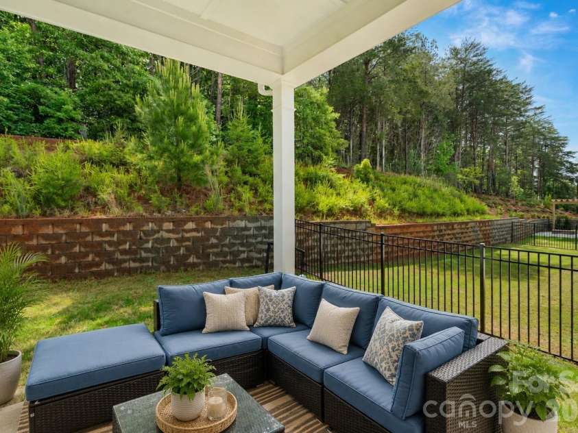 1390 Cedardale Lane, Denver, NC 28037.  MLS# CAR4394013, YatesRealty ID 36652. 
