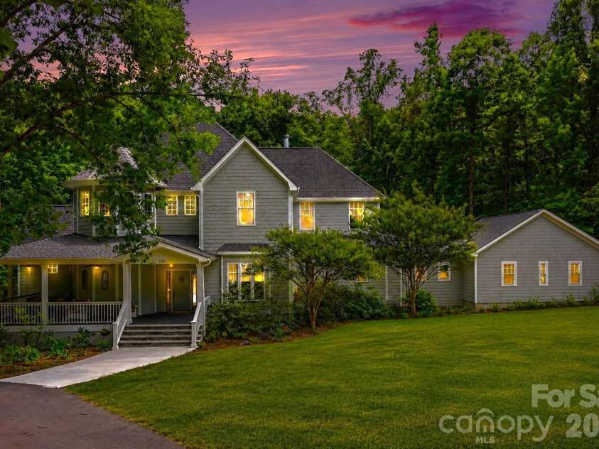 650 Elmhurst Drive, Fort Mill, SC 29715.  MLS# CAR4396878, YatesRealty ID 36653. 