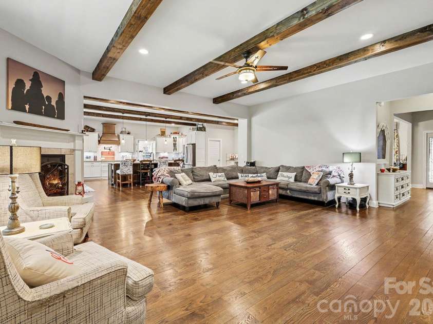 650 Elmhurst Drive, Fort Mill, SC 29715.  MLS# CAR4396878, YatesRealty ID 36653. 