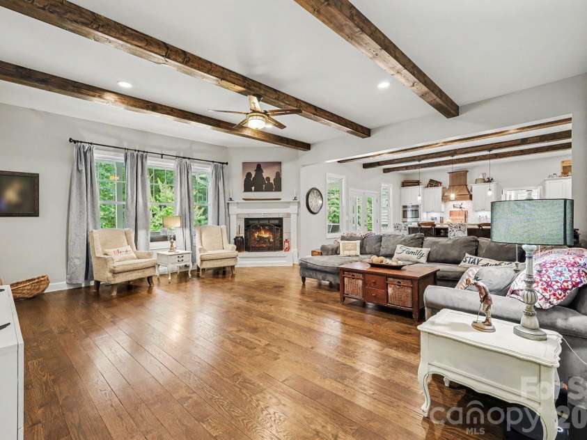 650 Elmhurst Drive, Fort Mill, SC 29715.  MLS# CAR4396878, YatesRealty ID 36653. 