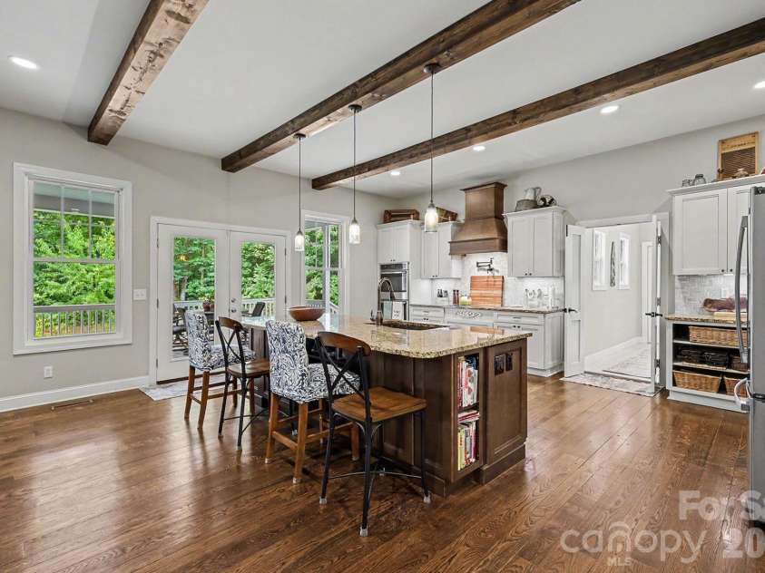 650 Elmhurst Drive, Fort Mill, SC 29715.  MLS# CAR4396878, YatesRealty ID 36653. 