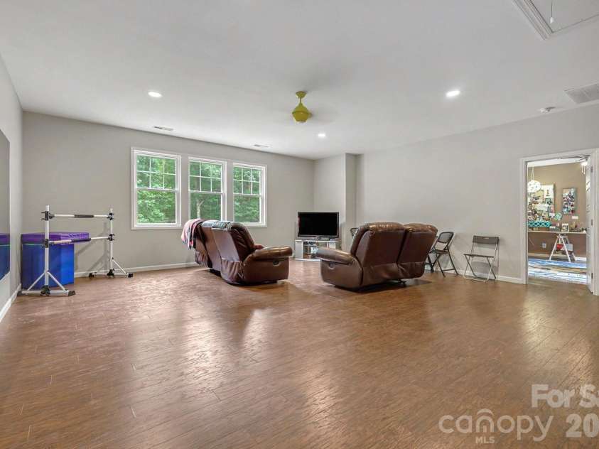 650 Elmhurst Drive, Fort Mill, SC 29715.  MLS# CAR4396878, YatesRealty ID 36653. UPPER BONUS FLEX SPACCE