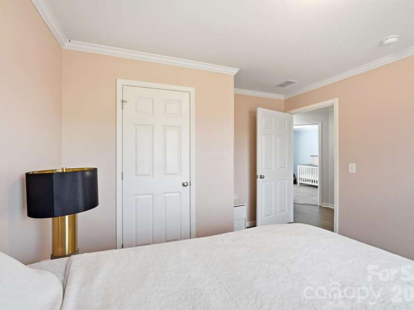 154 Back Acres Lane, Kannapolis, NC 28081.  MLS# CAR4402873, YatesRealty ID 36655. 