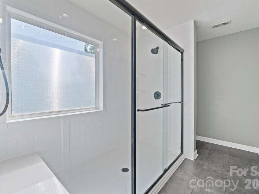 17120 Caldwell Track Drive, Huntersville, NC 28078.  MLS# CAR4402971, YatesRealty ID 36656. 