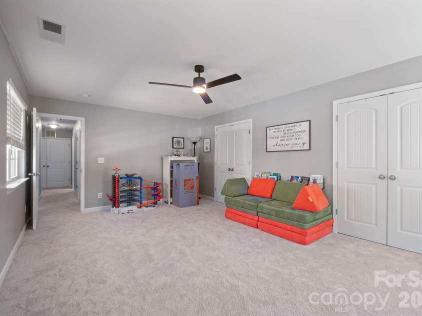 17120 Caldwell Track Drive, Huntersville, NC 28078.  MLS# CAR4402971, YatesRealty ID 36656. 