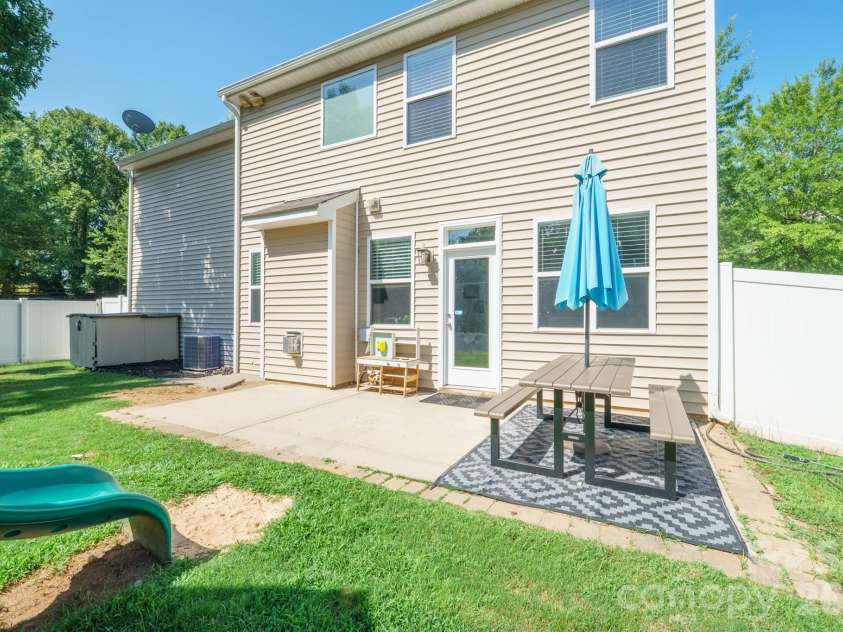 17120 Caldwell Track Drive, Huntersville, NC 28078.  MLS# CAR4402971, YatesRealty ID 36656. 