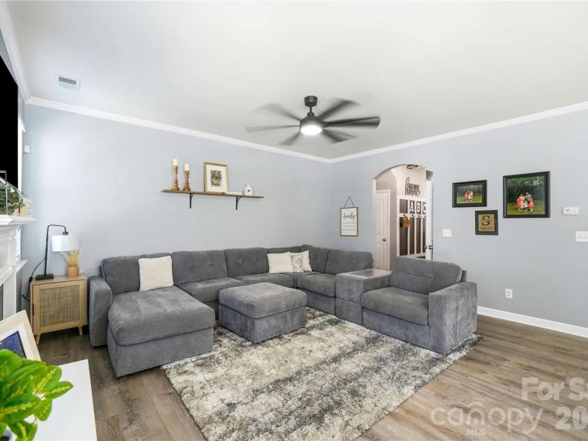 17120 Caldwell Track Drive, Huntersville, NC 28078.  MLS# CAR4421449, YatesRealty ID 36656. 