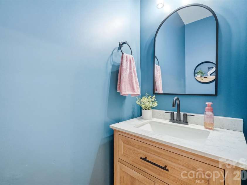 17120 Caldwell Track Drive, Huntersville, NC 28078.  MLS# CAR4421449, YatesRealty ID 36656. 
