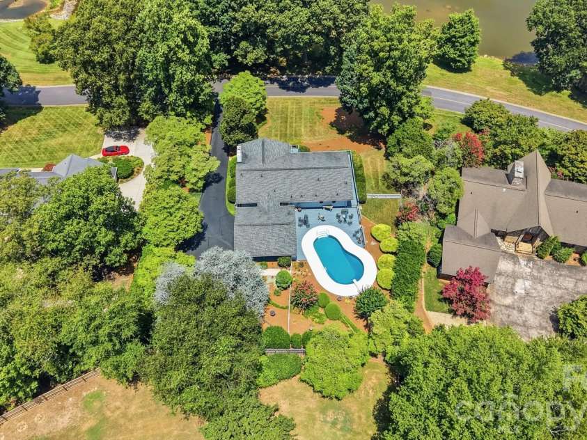 1507 Heatherloch Drive, Gastonia, NC 28054.  MLS# CAR4402680, YatesRealty ID 36658. 