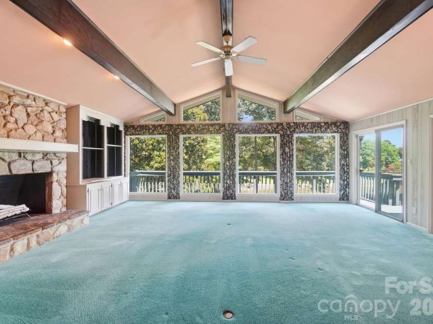 1507 Heatherloch Drive, Gastonia, NC 28054.  MLS# CAR4402680, YatesRealty ID 36658. 