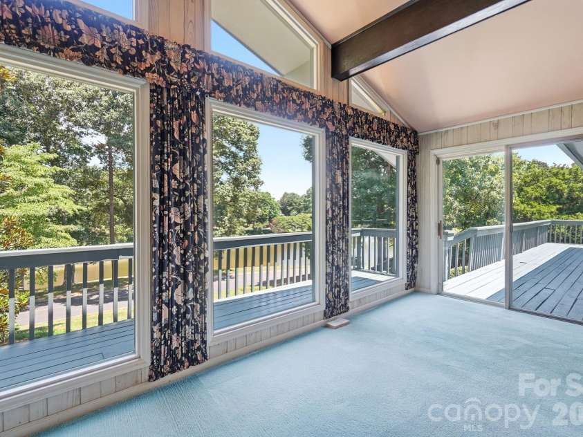 1507 Heatherloch Drive, Gastonia, NC 28054.  MLS# CAR4402680, YatesRealty ID 36658. 