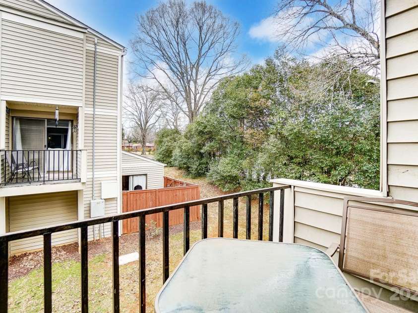 1605 Merry Oaks Road, Charlotte, NC 28205.  MLS# CAR4218519, YatesRealty ID 3666. 