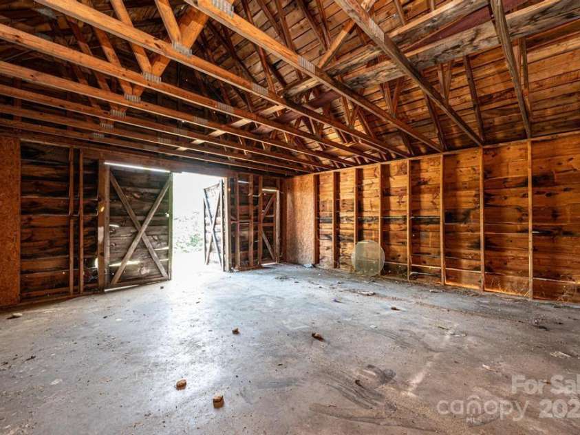 3398 Shamrock Heights, Hudson, NC 28638.  MLS# CAR4332297, YatesRealty ID 3666. 