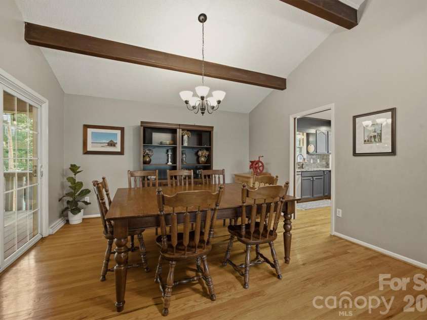 1125 Brockmore Drive, Lenoir, NC 28645.  MLS# CAR4384614, YatesRealty ID 36661. 
