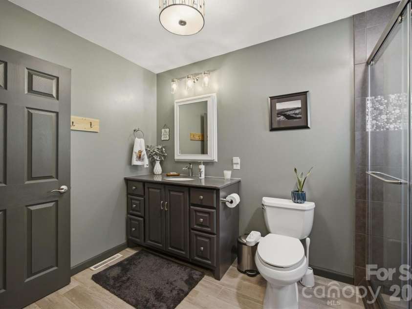 1125 Brockmore Drive, Lenoir, NC 28645.  MLS# CAR4384614, YatesRealty ID 36661. 