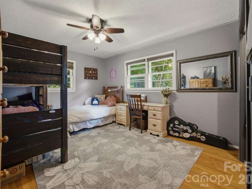 1125 Brockmore Drive, Lenoir, NC 28645.  MLS# CAR4384614, YatesRealty ID 36661. 