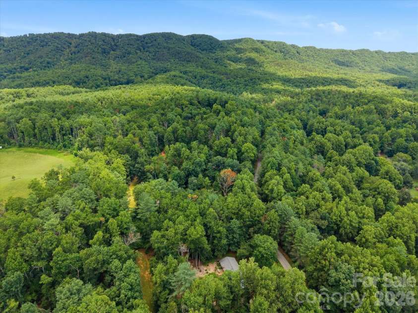 1125 Brockmore Drive, Lenoir, NC 28645.  MLS# CAR4384614, YatesRealty ID 36661. 