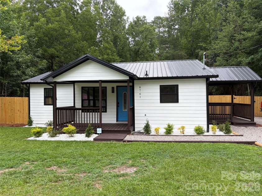 8761 Old Wire Road, Laurel Hill, NC 28351.  MLS# CAR4403641, YatesRealty ID 36664. 