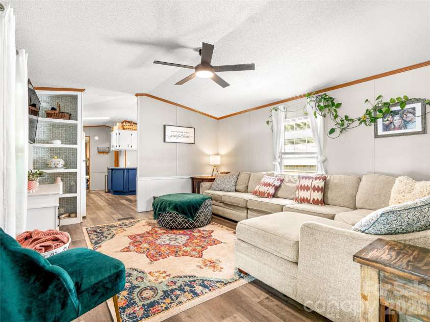 474 Rose Hill Road, Asheville, NC 28803.  MLS# CAR4403642, YatesRealty ID 36665. 