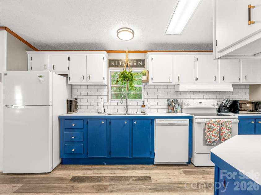 474 Rose Hill Road, Asheville, NC 28803.  MLS# CAR4403642, YatesRealty ID 36665. 