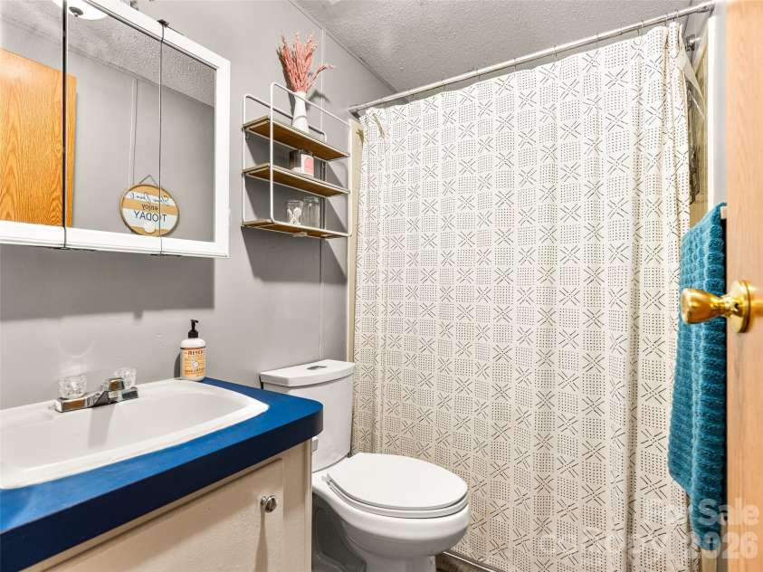 474 Rose Hill Road, Asheville, NC 28803.  MLS# CAR4403642, YatesRealty ID 36665. 