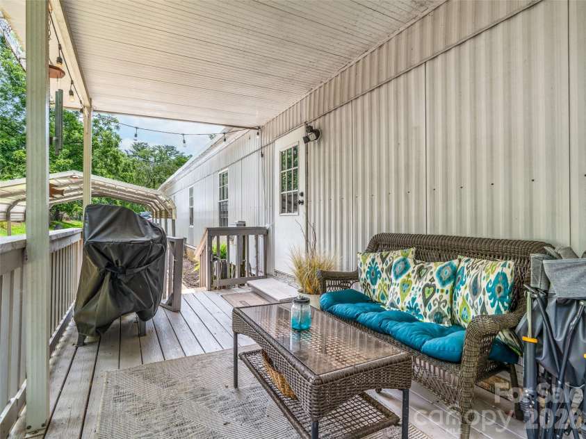 474 Rose Hill Road, Asheville, NC 28803.  MLS# CAR4403642, YatesRealty ID 36665. 