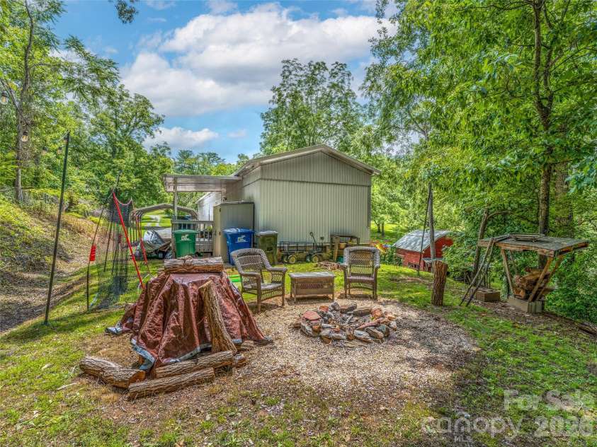 474 Rose Hill Road, Asheville, NC 28803.  MLS# CAR4403642, YatesRealty ID 36665. 