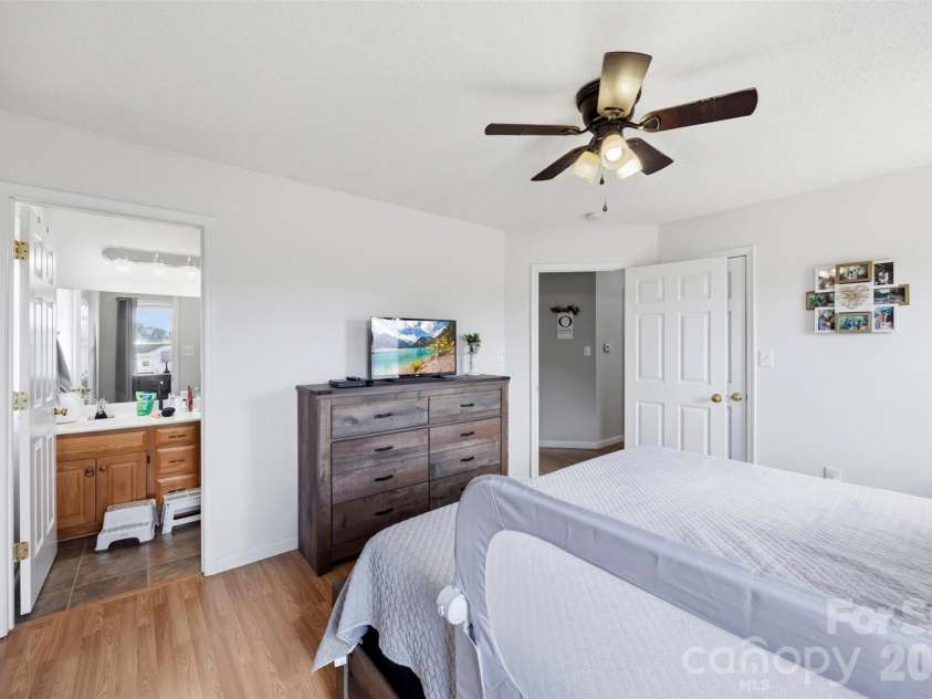 5115 Tonys Way, Vale, NC 28168.  MLS# CAR4403392, YatesRealty ID 36666. 